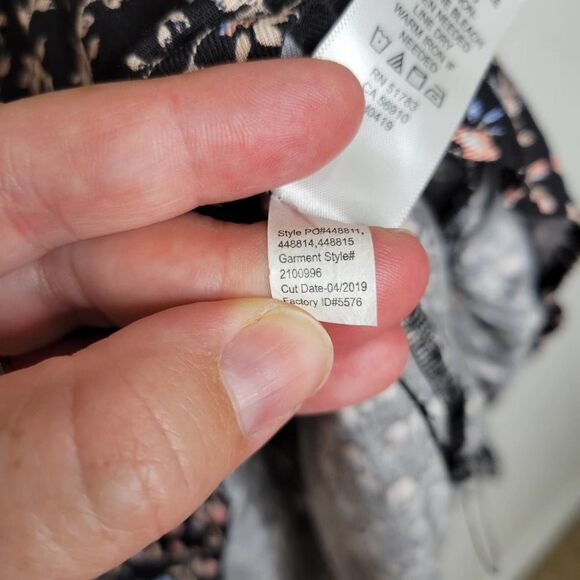 Maurices Floral Navy Blue Flutter Short Sleeve Ruffle Mini Dress Size Medium - Picture 9 of 9